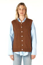 Essential button vest